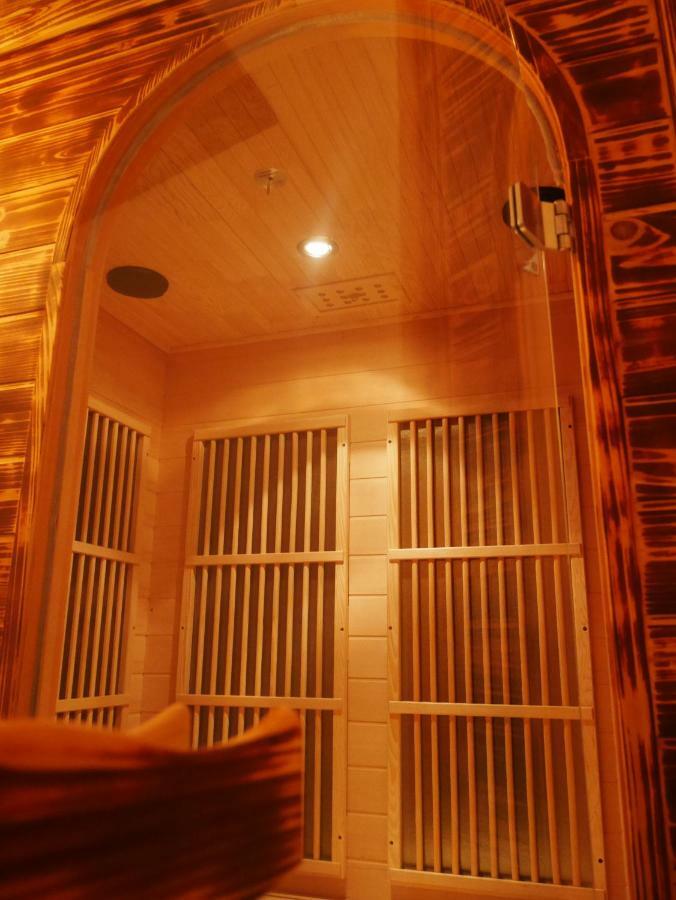 Mas Du Grand Bordes Bed and Breakfast Saint-Laurent-dʼAigouze Buitenkant foto
